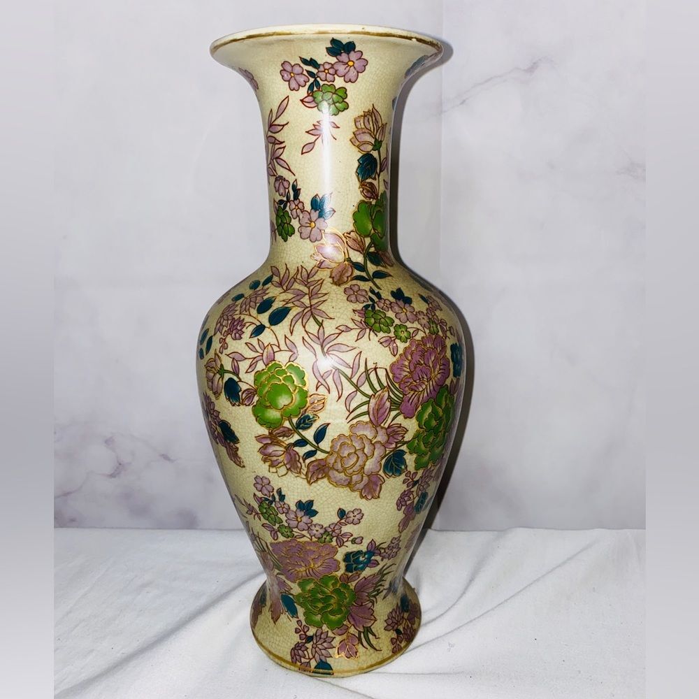 Vintage 12” Porcelain Zhong Guo Zhi Zao Vase Beautiful Colors V2